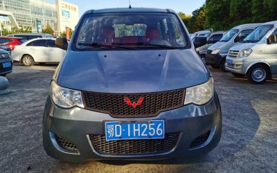 r1019753-wuling-hongguang-2013_0