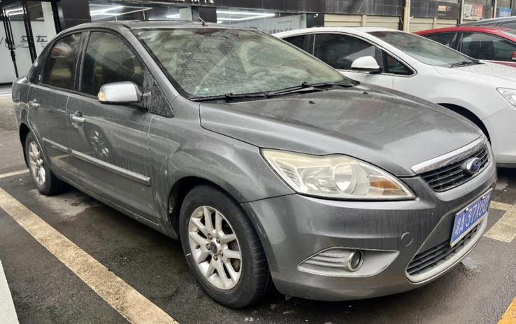 r1019811-ford-focus-2009_0