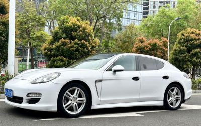 r1019825-porsche-panamera-2011_0