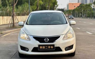 r1019840-nissan-tiida-2011_0
