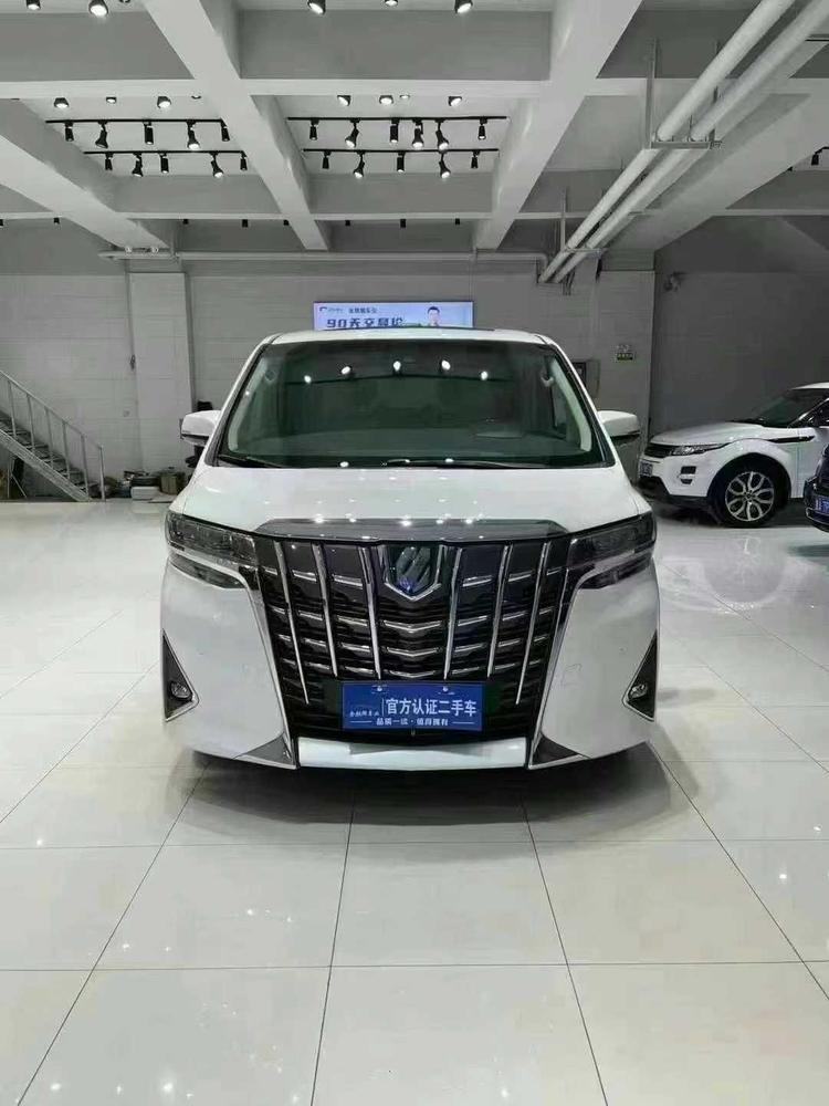 r1019866-toyota-alphard-2021_0