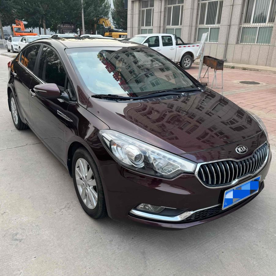 r1019874-kia-k3-2013_0