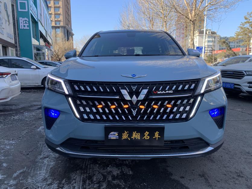r1019933-wuling-asta-2022_0