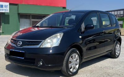 r1019945-nissan-livina-2011_0