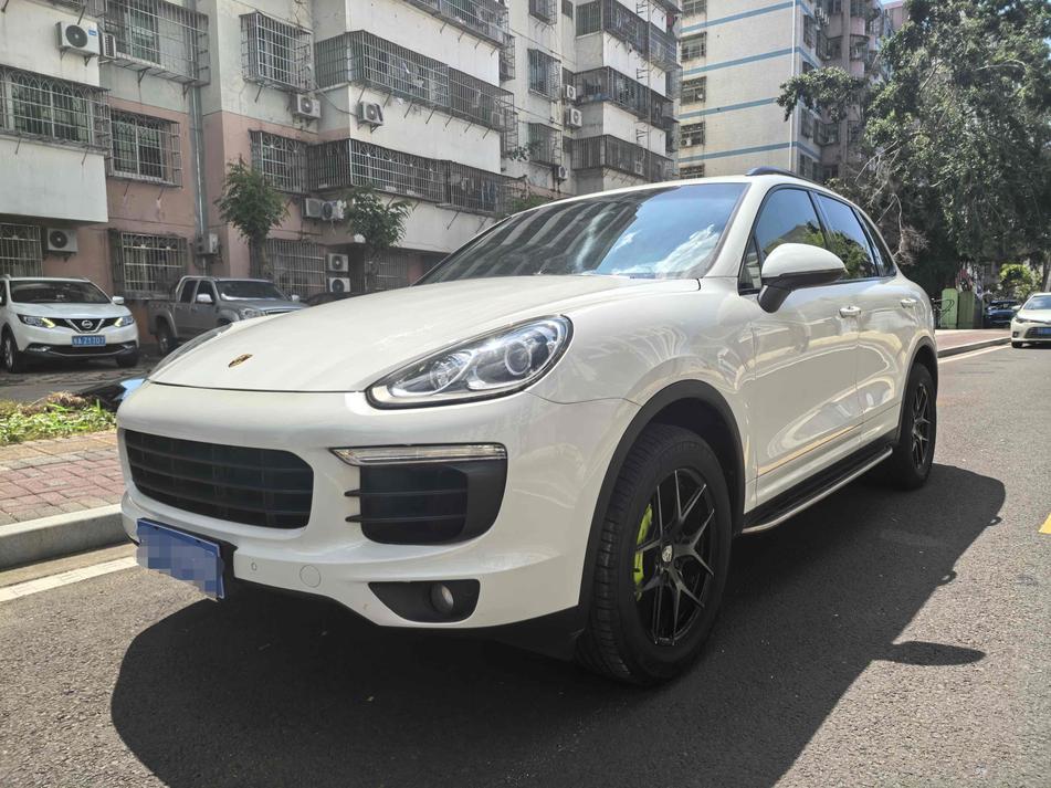 r1019955-porsche-cayenne-2017_0