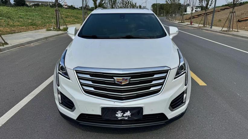 r1019983-cadillac-xt5-2019_0