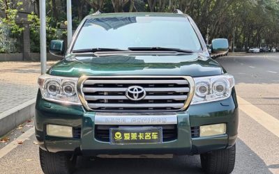 r1019996-toyota-land-cruiser-2011_0
