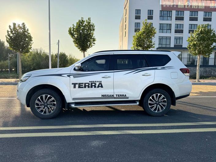 r1020009-nissan-terrano-2020_0