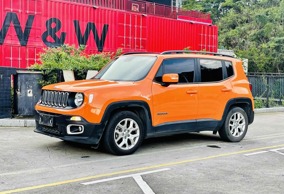 r1020017-jeep-renegade-2016_0