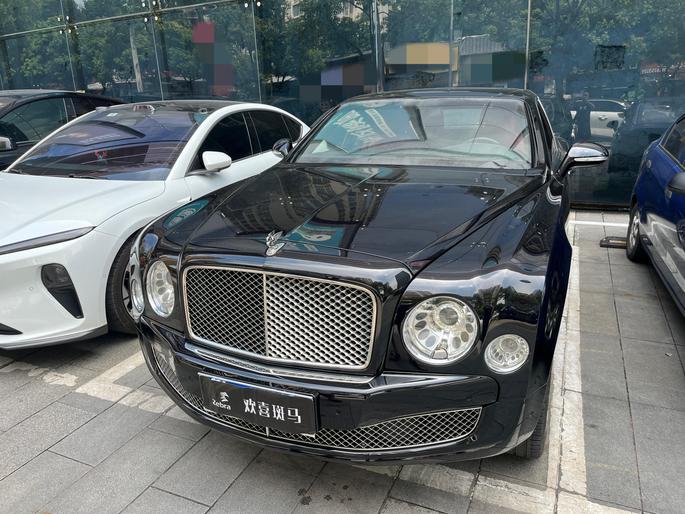 r1020055-bentley-mulsanne-2014_0