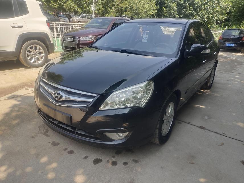 r1020057-hyundai-celesta-2010_0