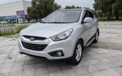 r1020061-hyundai-ix35-2010_0