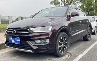 r1020070-zotye-sr7-2017_0
