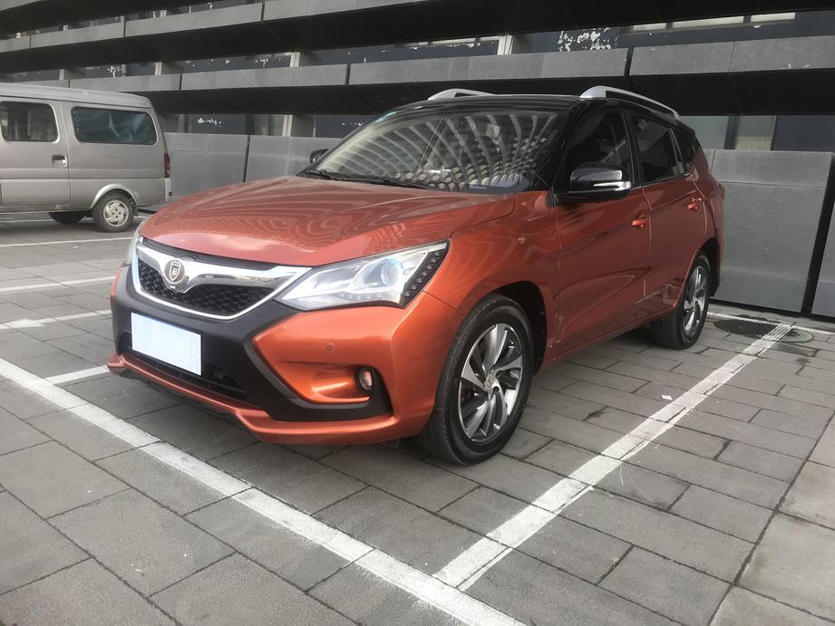 r1020082-byd-song-2016_0