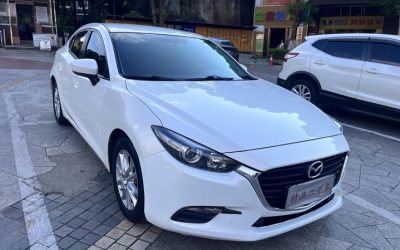 r1020083-mazda3-axela-2018_0