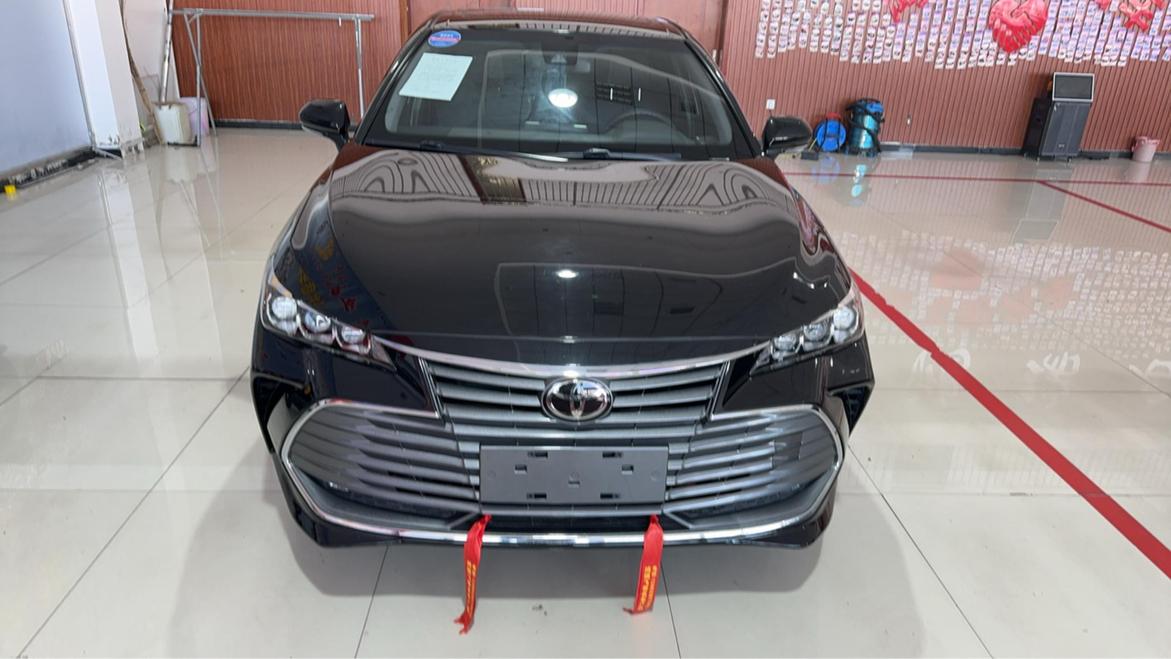 r1020115-toyota-avalon-2021_0