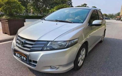 r1020147-honda-city-classic-2010_0