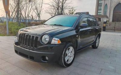 r1020157-jeep-compass-2010_0