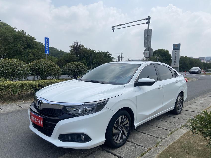 r1020164-honda-crider-2019_0