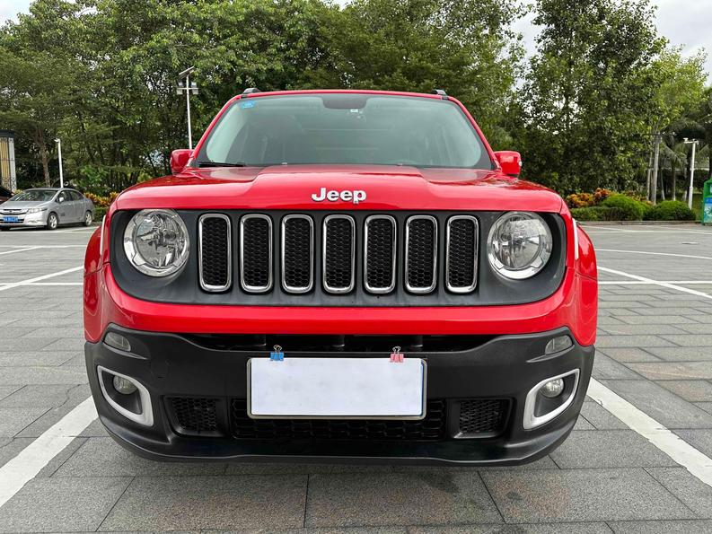 r1020201-jeep-renegade-2016_0