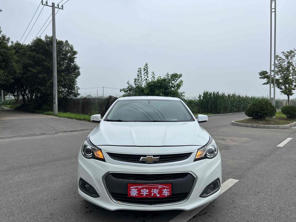 r1020212-chevrolet-malibu-2018_0