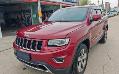 r1020231-jeep-grand-cherokee-2018_0