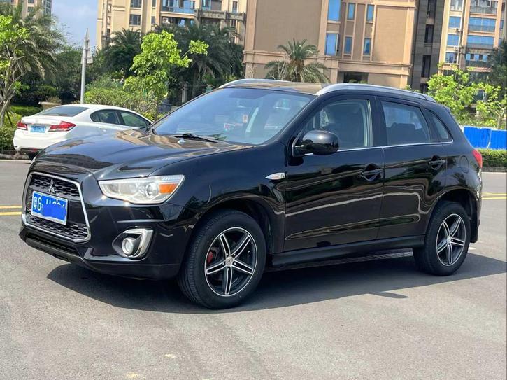 r1020253-mitsubishi-asx-2014_0