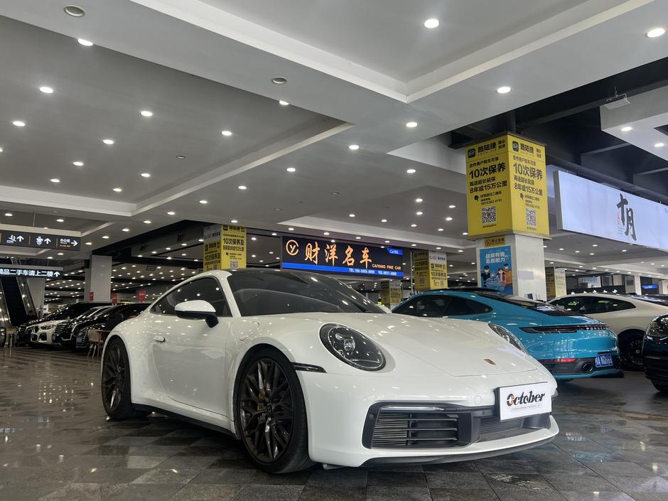 r1020297-porsche-911-2023_0