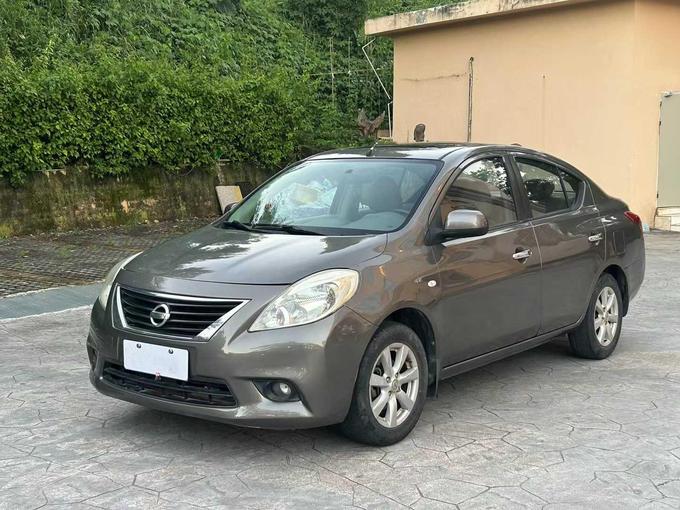 r1020302-nissan-sunny-2013_0