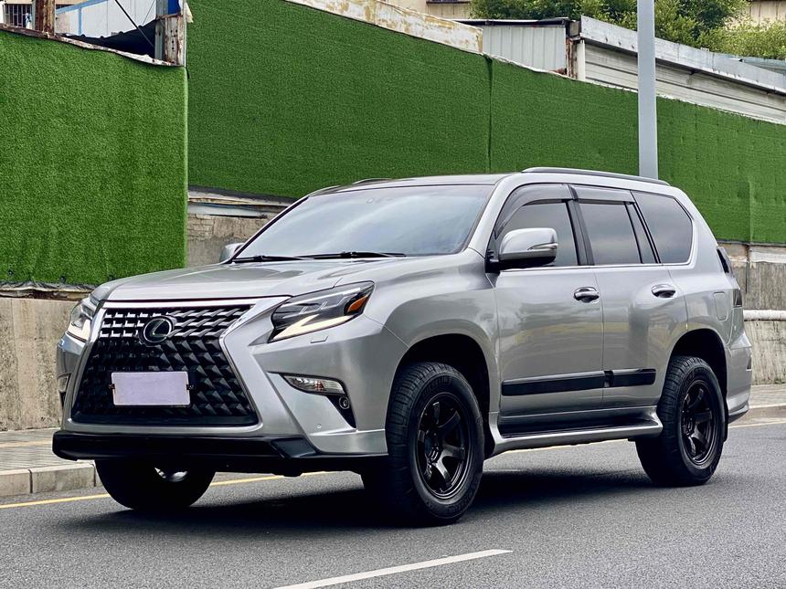 r1020313-lexus-gx-2013_0