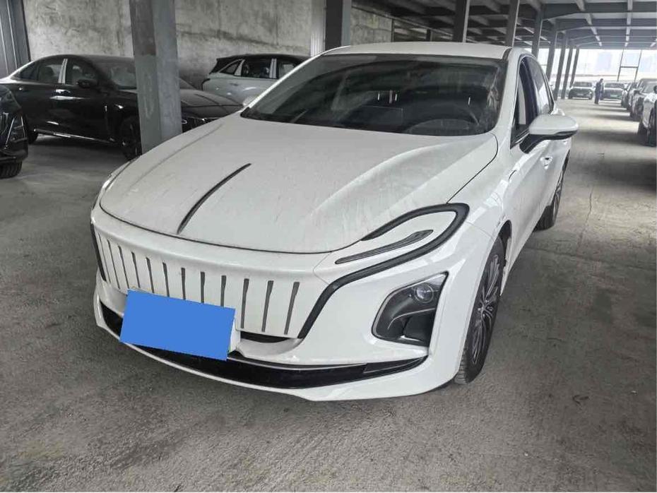 r1020354-hongqi-e-qm5-2023_0