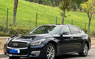 r1020372-infiniti-q70-2018_0