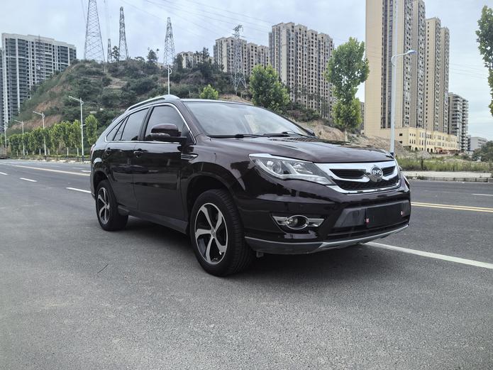 r1020374-byd-s7-2016_0
