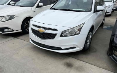r1020375-chevrolet-cruze-2015_0