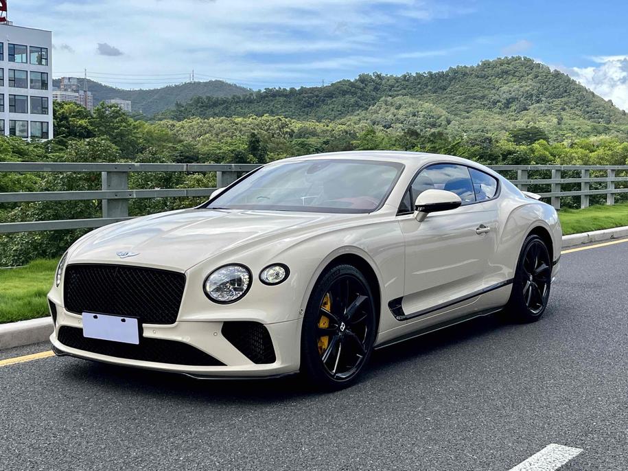 r1020393-bentley-continental-2021_0