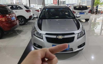 r1020400-chevrolet-cruze-2012_0