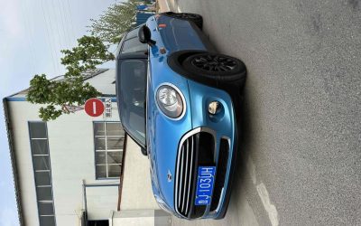 r1020435-mini-2015_0