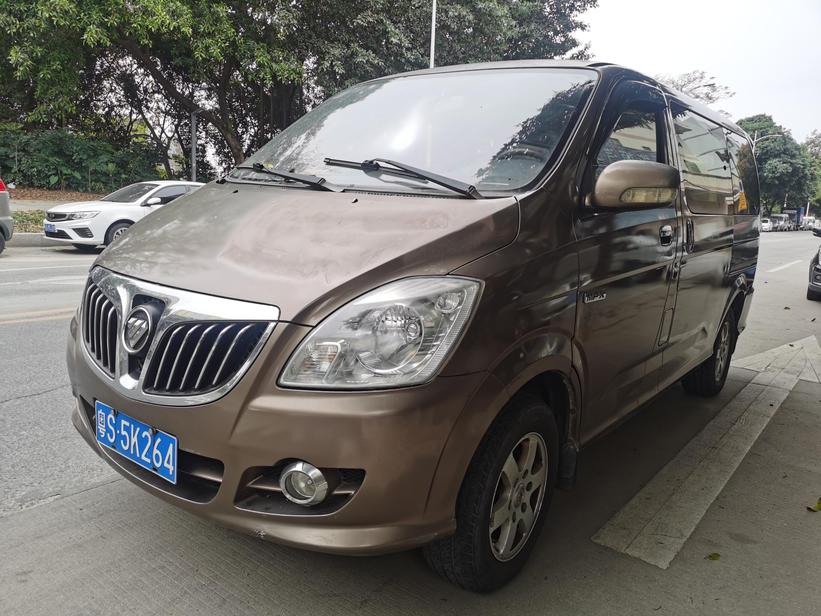 r1020488-foton-mp-x-e-2015_0