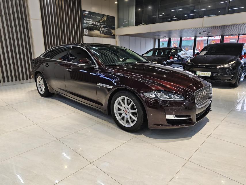 r1020497-jaguar-xj-2017_0