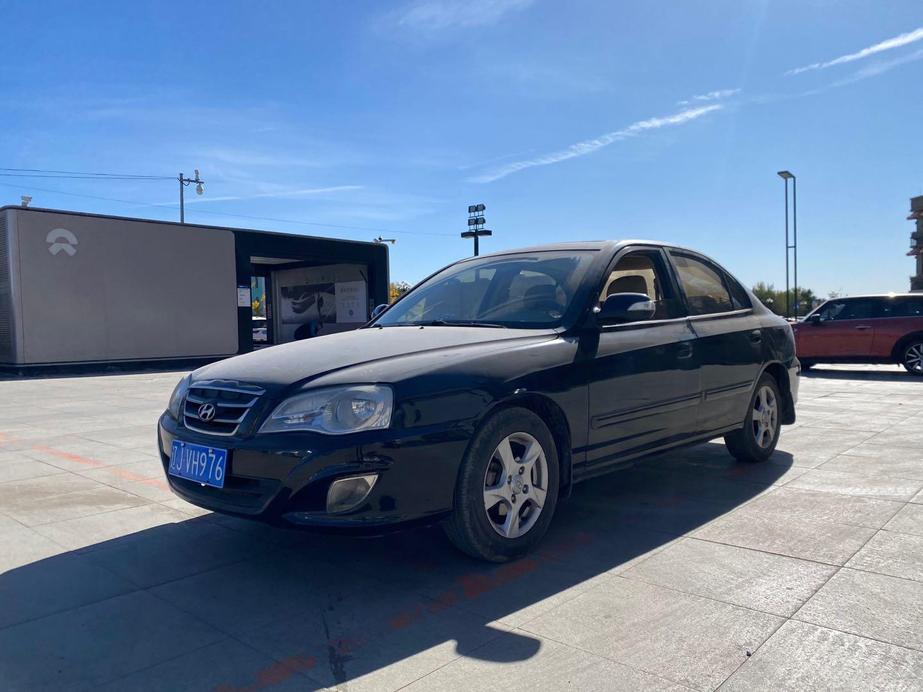 r1020509-hyundai-elantra-2011_0