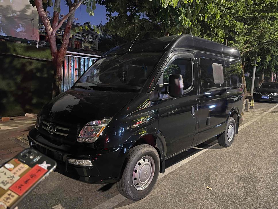 r1020510-saic-maxus-xintu-v80-2022_0