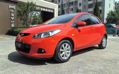 r1020512-mazda-2-2010_0
