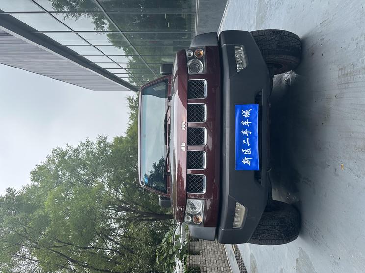 r1020580-baic-bj40-2016_0