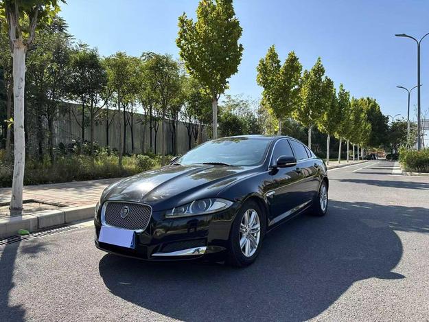 r1020595-jaguar-xf-2014_0