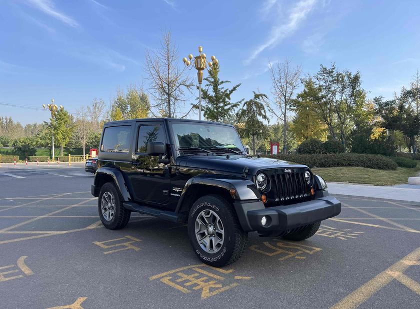 r1020607-jeep-wrangler-2013_0