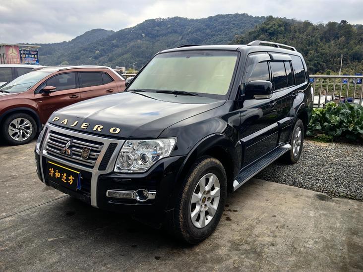 r1020666-mitsubishi-pajero-2020_0