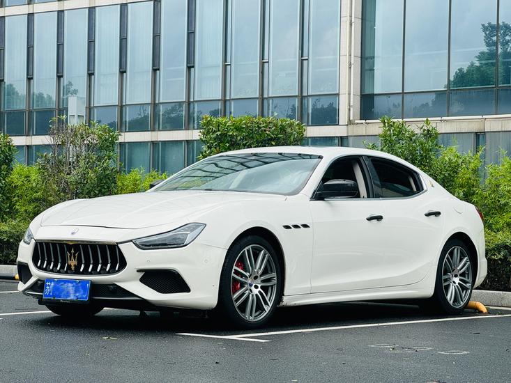 r1020694-maserati-ghibli-2017_0