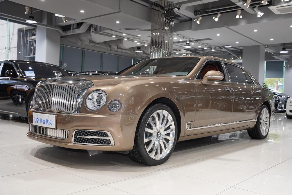 r1020713-bentley-mulsanne-2017_0