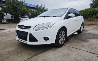 r1020730-ford-focus-2013_0