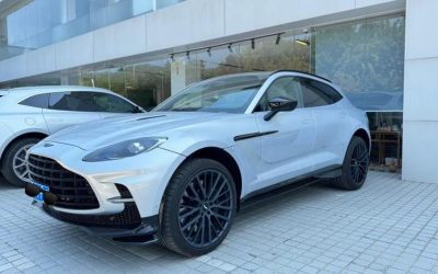 r1020740-aston-martin-dbx-2024_0